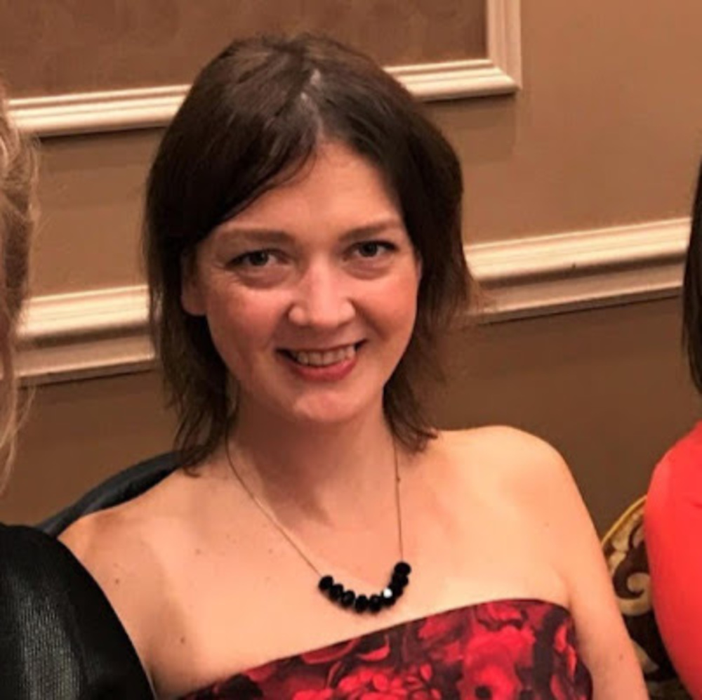 Meet your Posher, Julia